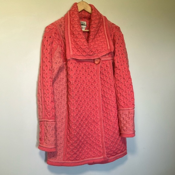 Aran Crafs Pink Knit Cardigan Made in Ireland 100% Merino wool - Picture 5 of 7